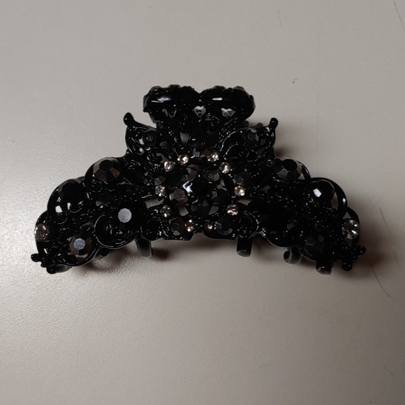 unknown Other - Jewel Hair Clip NWOT